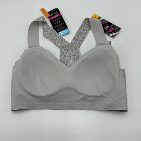 NWT Bali Comfort Revolution Easylite Racerback Bra – Size S, Grey Leopard Print - Picture 3 of 10